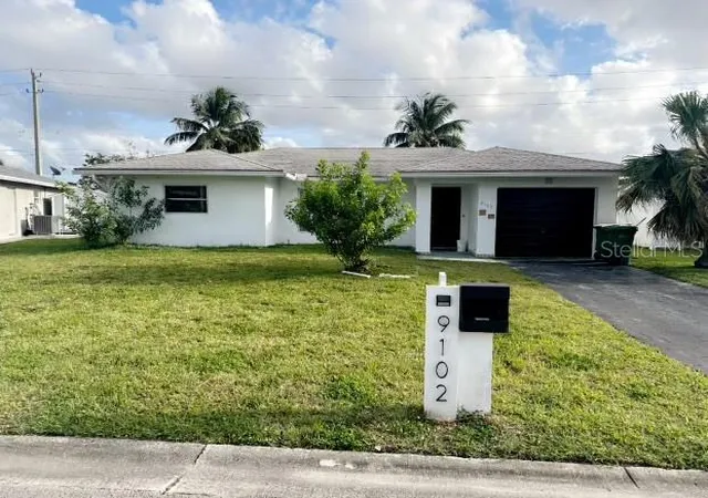 Photo 1 of Single family home for sale at 9102 Nw 81st Court, Tamarac, FL 33321 | MLS# O6383102 | Listing updated on 2026-07-30