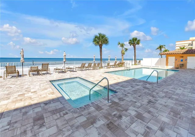 2nd image of 16326 Gulf Blvd, REDINGTON BEACH, FL 33708
