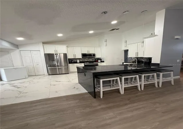 Photo 3 of Single family home for sale at 7736 Rollingridge Ct, Orlando, FL 32835 | MLS# S5144028 | Listing updated on 2026-08-07