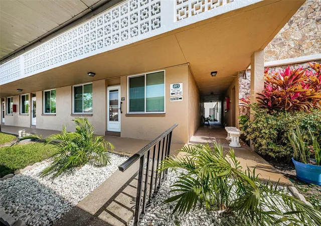 Photo 1 of Condo for sale at 4915 Bay St NE #126, Saint Petersburg, FL 33703 | MLS# TB8477184 | Listing updated on 2026-09-16