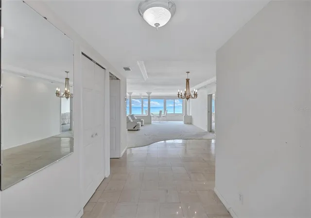 Listing Photo 4 - Condo for sale at The Horizons Condo, Unit 904 6140 Midnight Pass Rd, The Horizons Condo, Miami, FL 33183 | Built Year: 1967-1985