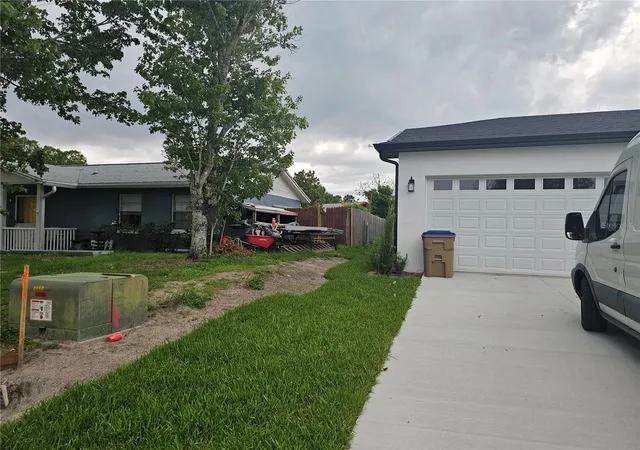 Photo 3 of Single family home for sale at 292 Gardenia Rd, Kissimmee, FL 34743 | MLS# S5144036 | Listing updated on 2026-09-23