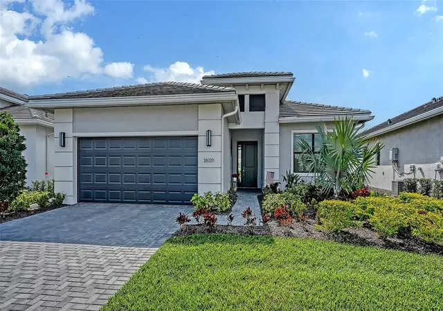 1st image of 18020 Cresswind Ter, Bradenton, FL 34211 | MLS# A4682904