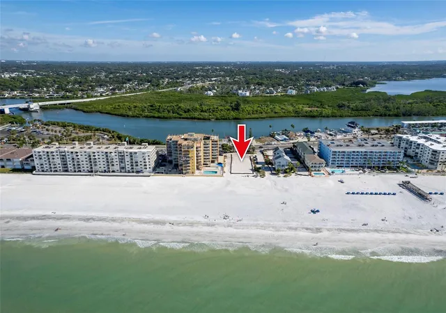 Photo 3 of Sale Pending at 18602 Gulf Blvd, Indian Shores, FL 33785 | MLS# TB8477234 | Listing updated on 2026-06-22