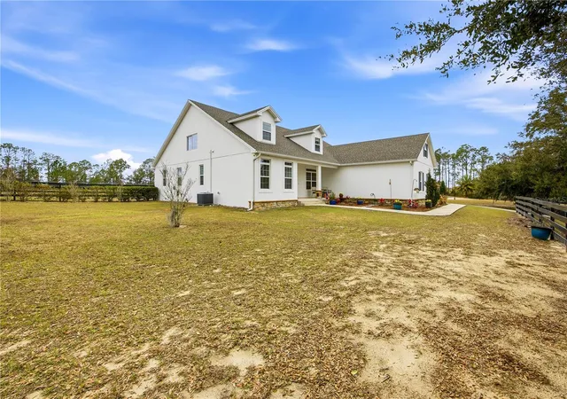 Homes for sale in Weirsdale, FL | 5608 Strong Pt, Weirsdale, FL 32195 | MLS# OM719004