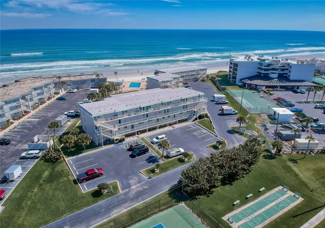 3rd image of 4849 Saxon Dr, New Smyrna Beach, FL 32169