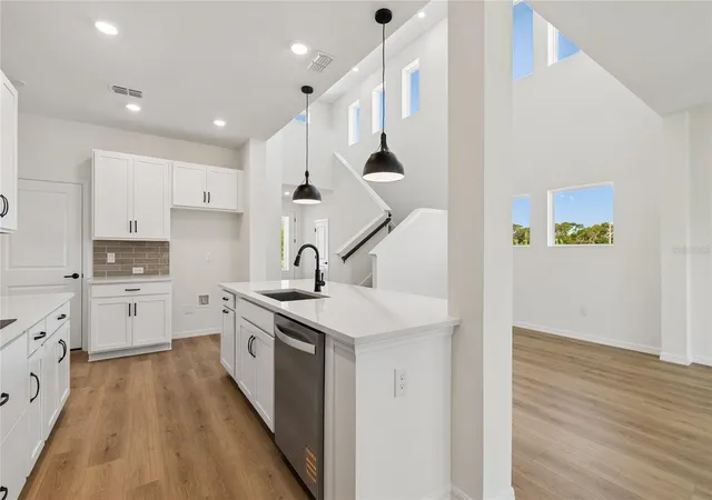 Photo 2 of Single family home for sale at 15227 Eastlyn Dr, Bradenton, FL 34212 | MLS# TB8477281 | Listing updated on 2026-10-23