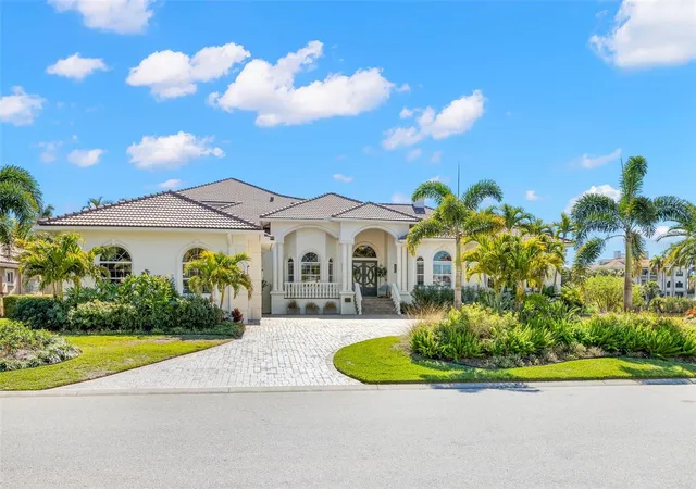 Photo 4 of Single family home for sale at 5264 61st Avenue S, Saint Petersburg, FL 33715 | MLS# TB8477321 | Listing updated on 2026-09-14