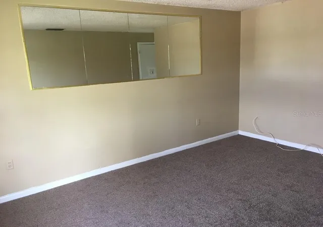 5th image of 1305-1307 Fairway Dr, Lakeland, FL 33801 | MLS# O6383346