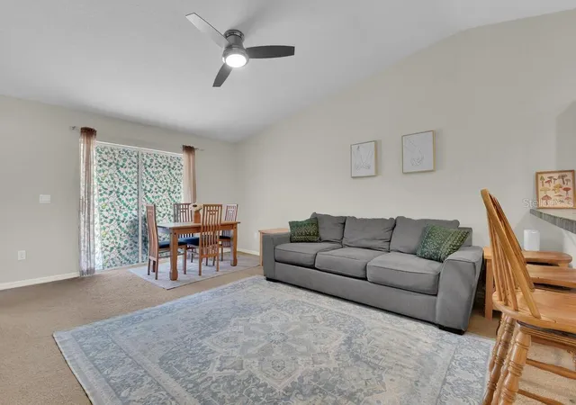 4th image of 1210 Se 24Th Ave, Cape Coral, FL 33990 | MLS# C7522120