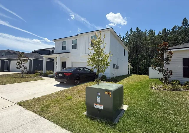 3rd image of 4984 Big Pine Dr, Jacksonville, FL 32218 | MLS# TB8477336