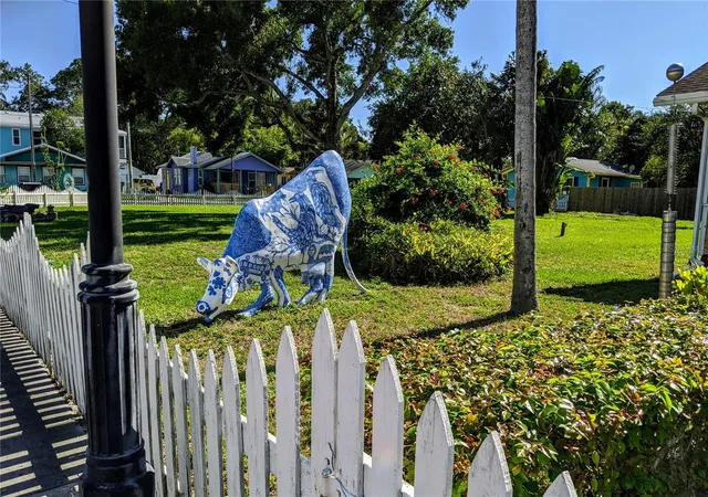 2nd image of 2808 60Th Ave W, BRADENTON, FL 34207