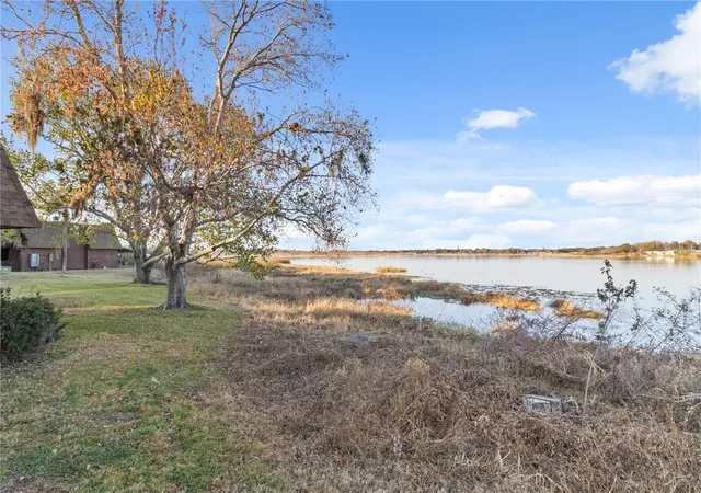 Homes for sale in Lakeland, FL | 1836 N Crystal Lake Drive, Lakeland, FL 33801 | Houzeo