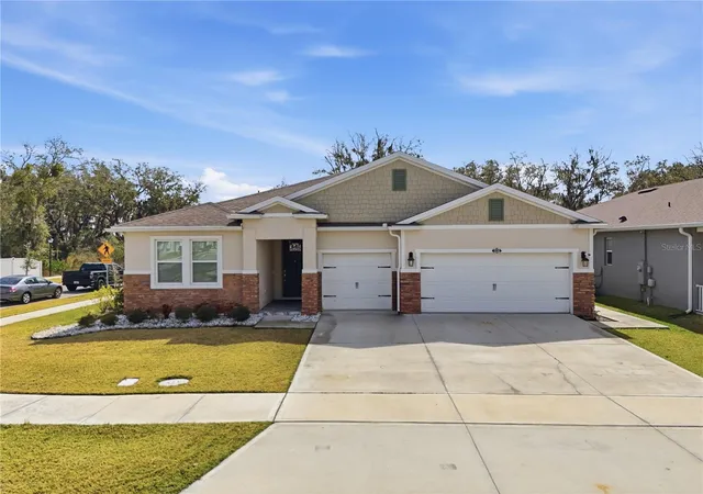 Homes for sale in Kissimmee, FL | 1636 Barberry Dr, Kissimmee, FL 34744 | MLS# S5144068