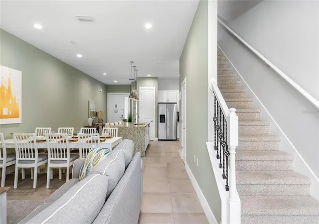 Photo 4 of Townhouse for sale at 2614 Sunrise Shrs Dr, Kissimmee, FL 34747 | MLS# O6383399 | Listing updated on 2026-04-29