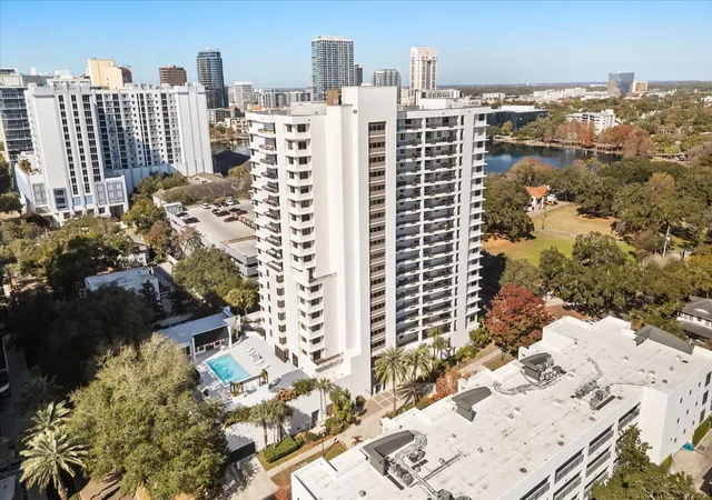 Photo 2 of Condo for sale at 530 E Central Blvd #1901, Orlando, FL 32801 | MLS# O6383408 | Listing updated on 2026-10-08