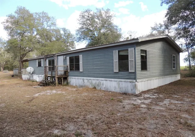 Photo 4 of Manufactured home for sale at 4551 SE 138th Terrace, Morriston, FL 32668 | MLS# OM719044 | Listing updated on 2026-10-01
