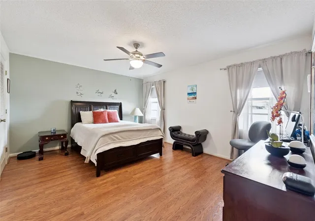 4th image of 1581 Oakview Cir Se, Winter Haven, FL 33880 | MLS# G5108372