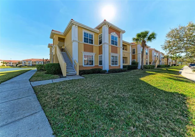Condo for sale at 1130 Villagio Cir #201, SARASOTA, FL 34237 | MLS# A4682987
