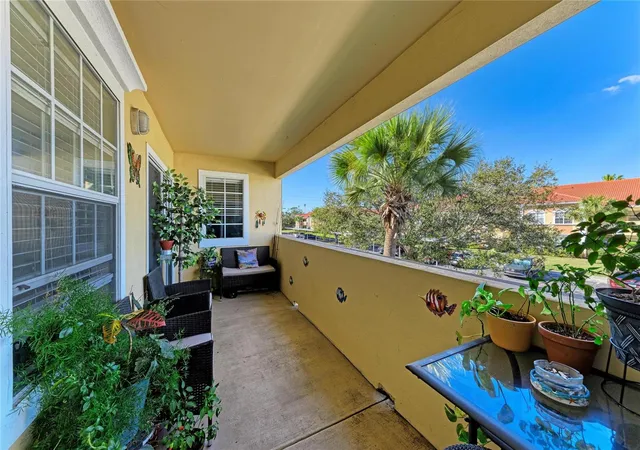Photo 4 of Condo for sale at 1130 Villagio Cir #201, Sarasota, FL 34237 | MLS# A4682987 | Listing updated on 2026-09-14