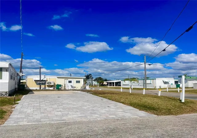Homes for sale in Palmetto, FL | 167 4th St W, Palmetto, FL 34221 | MLS# A4682997