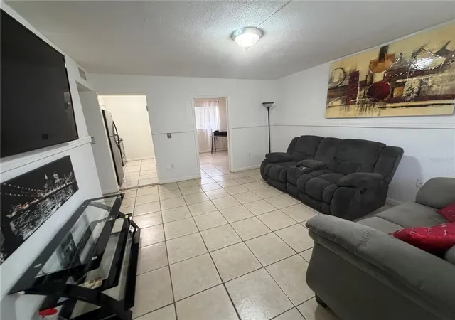 Photo 4 of Condo for sale at 738 Ridenhour Cir #L, Orlando, FL 32809 | MLS# O6383477 | Listing updated on 2026-08-23
