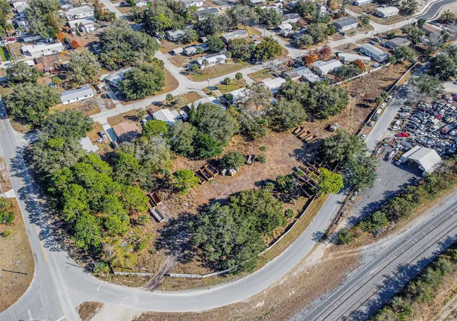 3rd image of 399 Broadway Blvd, Cocoa, FL 32927 | MLS# S5144106