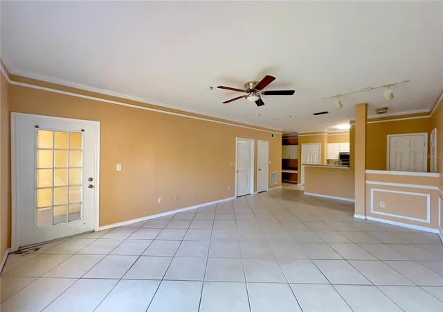 3rd image of 4309 Bayside Vlg Dr, Tampa, FL 33615
