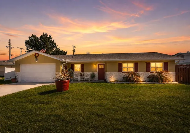 Photo 1 of Single family home for sale at 2005 Oriole Ln, South Daytona, FL 32119 | MLS# FC316259 | Listing updated on 2026-10-05