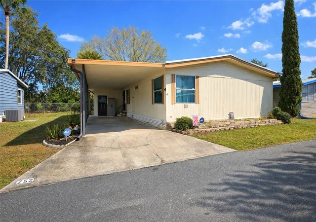 1st image of 252 Pinewood Dr, Eustis, FL 32726 | MLS# G5108401