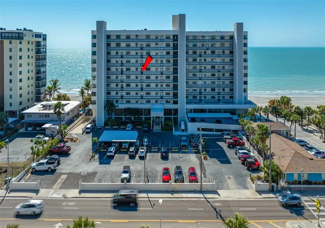 Homes for sale in Madeira Beach, FL | 15462 Gulf Boulevard, Madeira Beach, FL 33708 | Houzeo