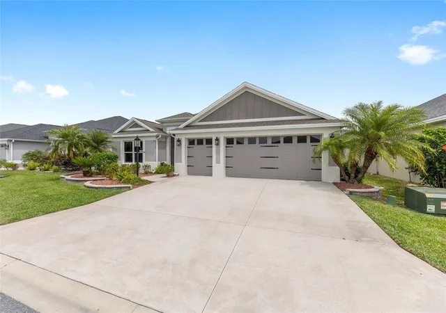 4th image of 2140 Biller Cir, The Villages, FL 32163 | MLS# O6383599