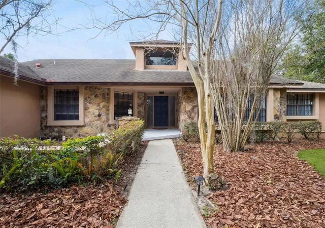 Photo 2 of Single family home for sale at 5314 Shadywood Ln, Orlando, FL 32819 | MLS# O6383621 | Listing updated on 2026-09-21