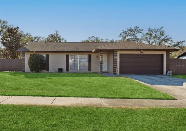2nd image of 1614 Berkshire Dr, Brandon, FL 33511 | MLS# TB8477750
