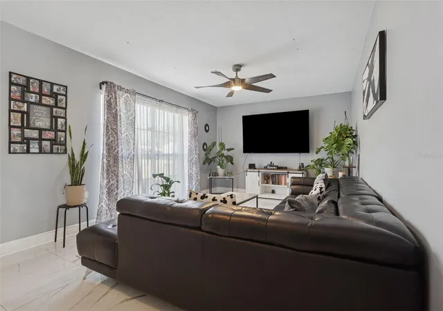 5th image of 1614 Berkshire Dr, Brandon, FL 33511 | MLS# TB8477750