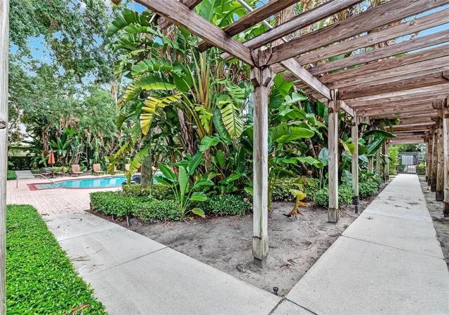 4th image of 829 Camargo Wy #209, Altamonte Springs, FL 32714 | MLS# FC316277