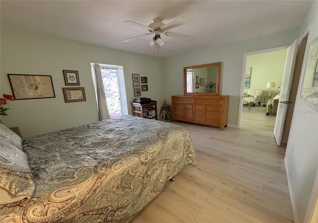 Listing Photo 5 - Condo for sale in building located at 6468 Hamlet Dr, ENGLEWOOD, FL 34224 - Unit #4B