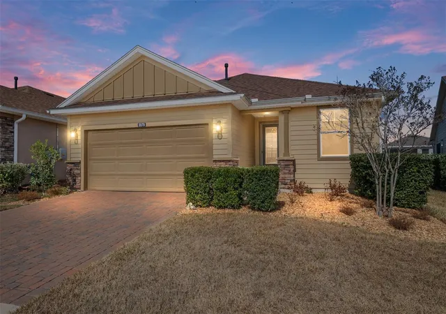 Photo 1 of Single family home for sale at 5579 Nw 40th Place, Ocala, FL | MLS# V4947444 | Listing updated on 2026-09-14