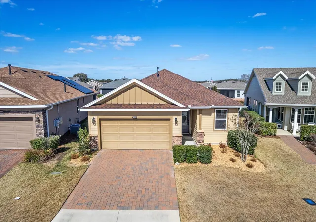 Photo 2 of Single family home for sale at 5579 Nw 40th Place, Ocala, FL | MLS# V4947444 | Listing updated on 2026-09-14