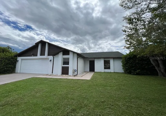 Photo 1 of Single family home for sale at 116 Talavera Ln, Kissimmee, FL 34758 | MLS# O6383742 | Listing updated on 2026-10-01