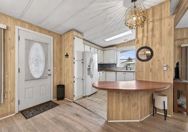 Photo 4 of Manufactured home for sale at 7880 54th Avenue N #38, Saint Petersburg, FL 33709 | MLS# TB8477926 | Listing updated on 2026-09-13