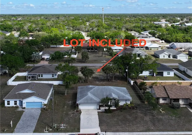 Photo 4 of Single family home for sale at 22450 Peachland Blvd, Port Charlotte, FL 33954 | MLS# A4683139 | Listing updated on 2026-10-28