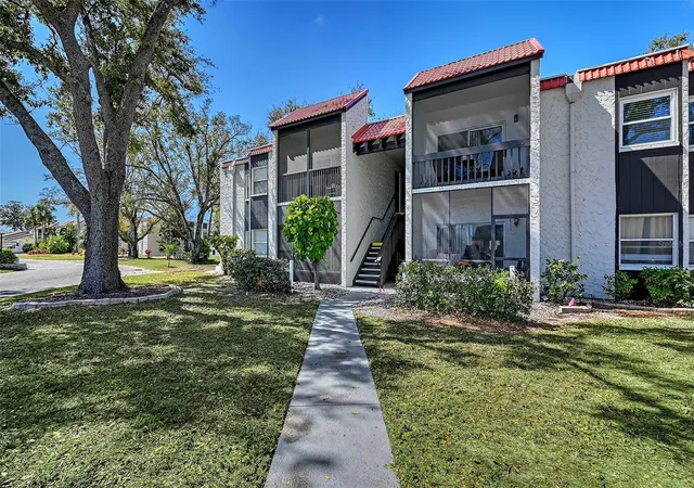 Photo 1 of Condo for sale at 3201 Beneva Rd #204, Sarasota, FL 34232 | MLS# A4683171 | Listing updated on 2026-08-22