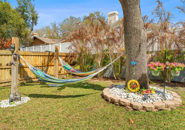 Photo 2 of Single family home for sale at 2715 Berryknoll Pl, Valrico, FL 33596 | MLS# TB8478072 | Listing updated on 2026-06-01