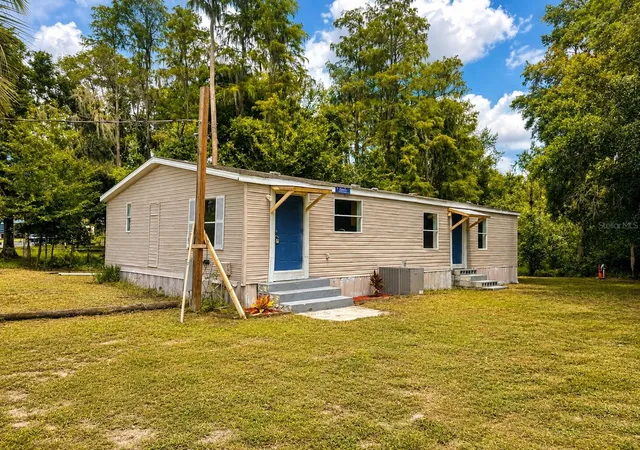 Photo 2 of Manufactured home for sale at 26931 Deacon Loop, Zephyrhills, FL 33544 | MLS# TB8478076 | Listing updated on 2026-09-23