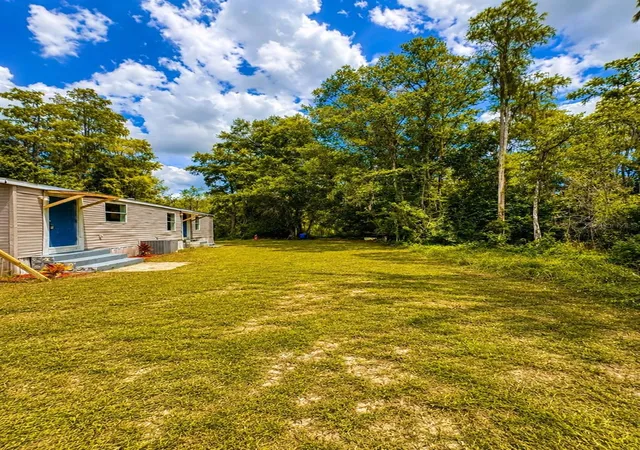 Photo 4 of Manufactured home for sale at 26931 Deacon Loop, Zephyrhills, FL 33544 | MLS# TB8478076 | Listing updated on 2026-09-23