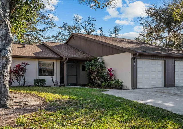 2nd image of 4668 Oak Hill Ln #40, Sarasota, FL 34232 | MLS# A4683176