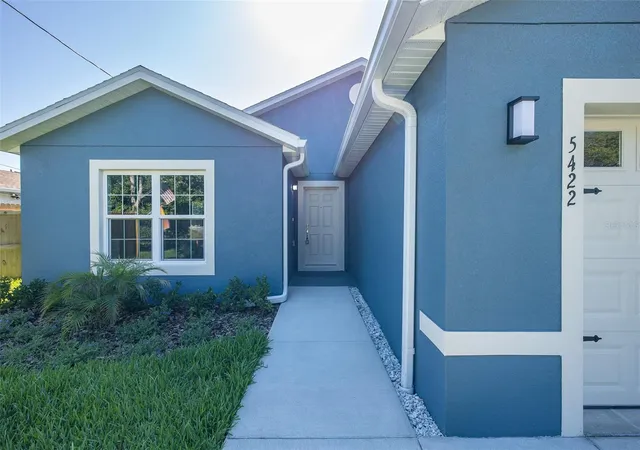 Photo 3 of Single family home for sale at 5422 Charles St, New Port Richey, FL 34652 | MLS# W7883180 | Listing updated on 2026-09-21