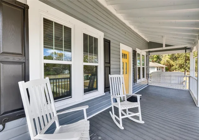3rd image of 92 S Trowell Ave, Umatilla, FL 32784 | MLS# G5108468