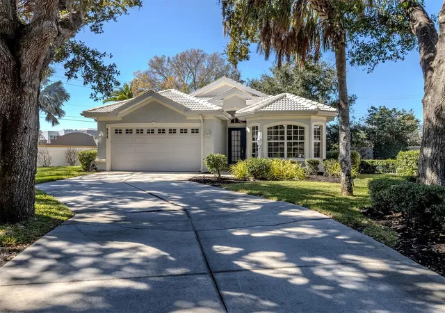 Photo 1 of Single family home for sale at 111 Wayforest Dr, Venice, FL 34292 | MLS# N6143046 | Listing updated on 2026-10-06